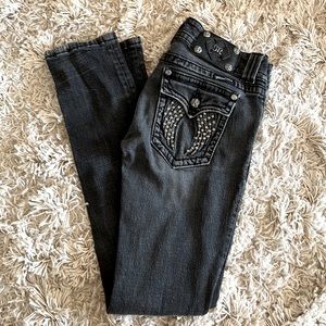 Miss Me Skinny Jeans - Like new
